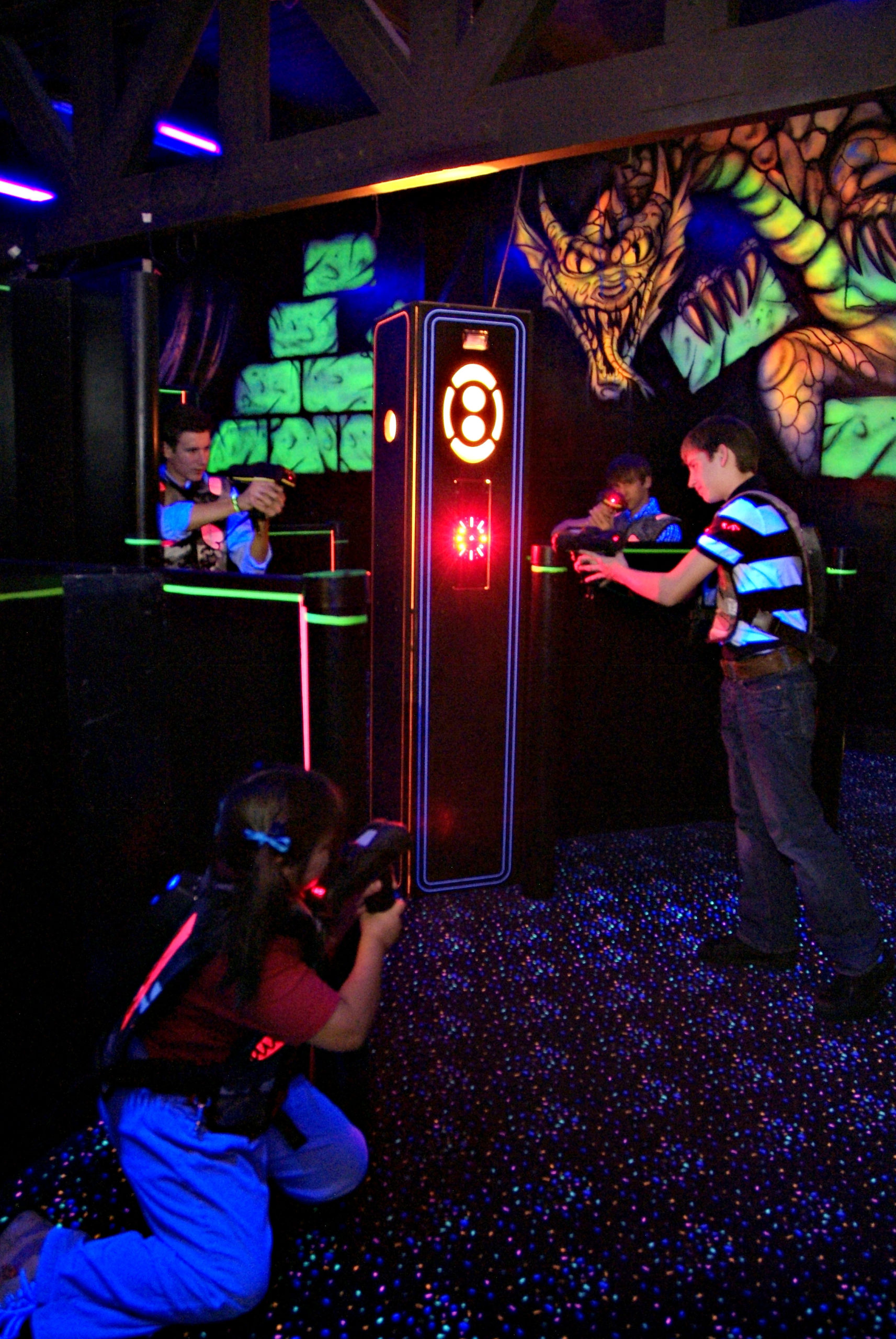 Organize a Laser Tag Party Close to Sacramento at Golfland